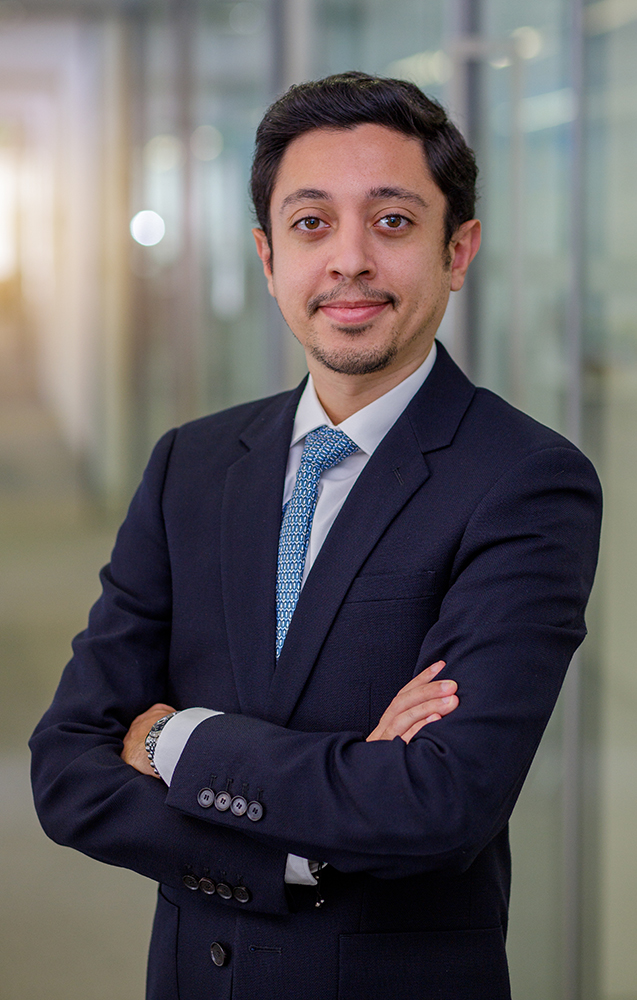 Corporate Headshots | Professional Photographer in Dubai Corporate Headshots | Professional Photographer in Dubai